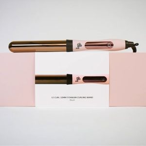 L’ange “Le Curl”
1.25" (32MM) Titanium Curling Wand